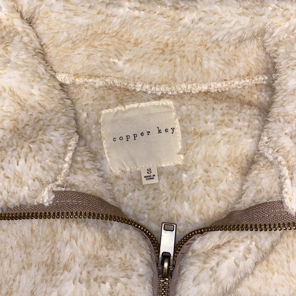 Cropped Jacket - Picture 3 of 4